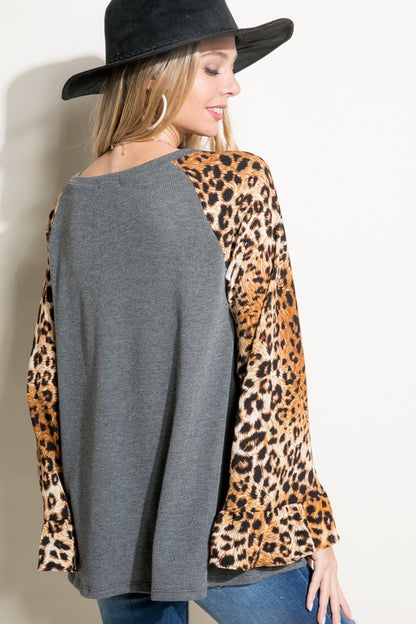 E LUNA Solid Top with Cheetah Print Sleeves