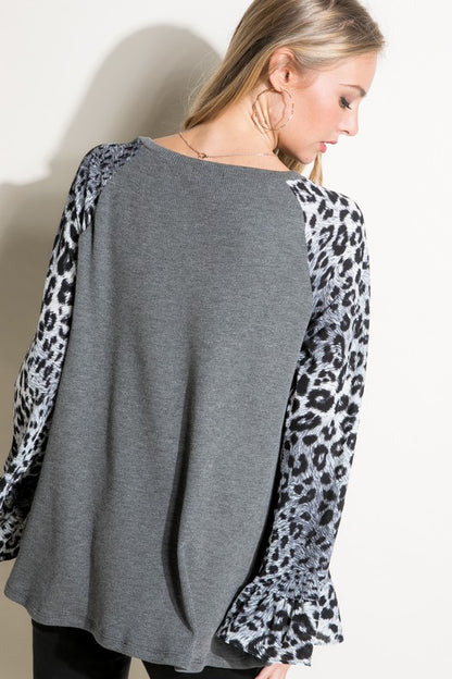 E LUNA Solid Top with Cheetah Print Sleeves