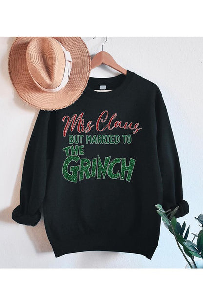 COLOR BEAR "Mrs. Claus Married to the Grinch" Christmas Graphic Sweatshirt