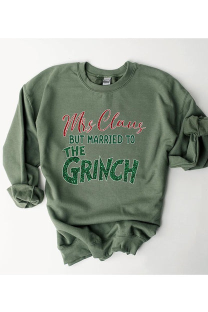 COLOR BEAR "Mrs. Claus Married to the Grinch" Christmas Graphic Sweatshirt