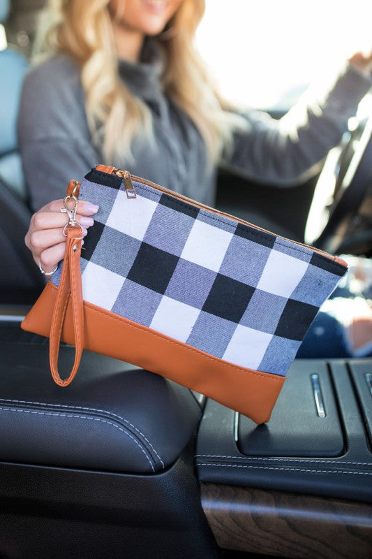 DANI & EM Buffalo Plaid Wristlet Clutch Bag