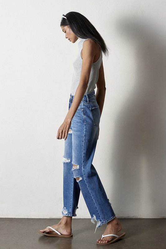 ESTRUCTED STRAIGHT JEANS