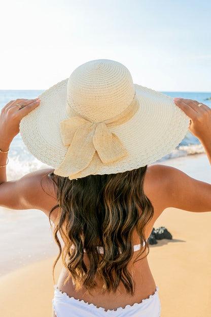 AILI'S CORNER Scallop Edge Bow Accent Sunhat