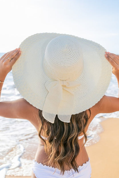 AILI'S CORNER Scallop Edge Bow Accent Sunhat