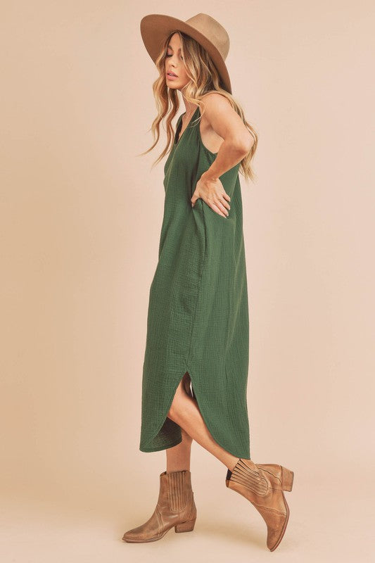 AEMI & Co. Casual Straight Dress with Slit Hem Design - Daisy Dress