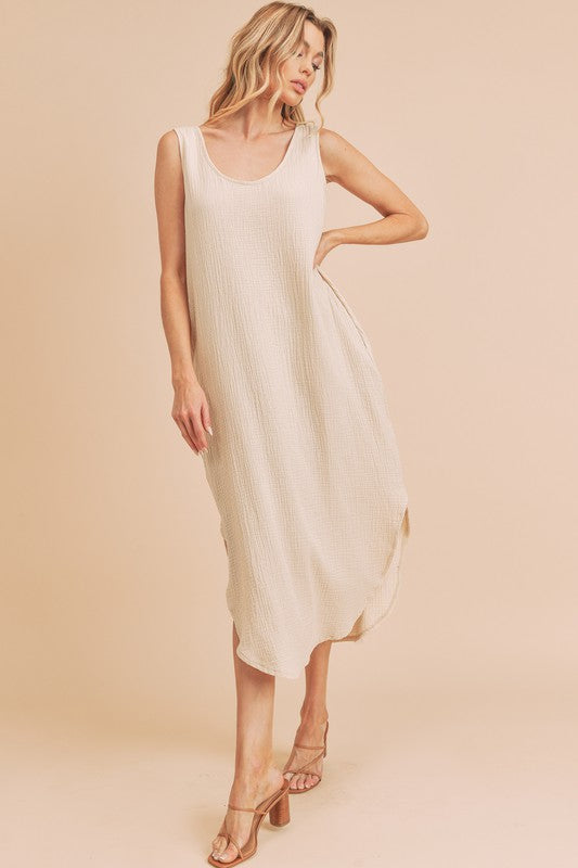 AEMI & Co. Casual Straight Dress with Slit Hem Design - Daisy Dress