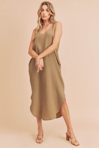 AEMI & Co. Casual Straight Dress with Slit Hem Design - Daisy Dress