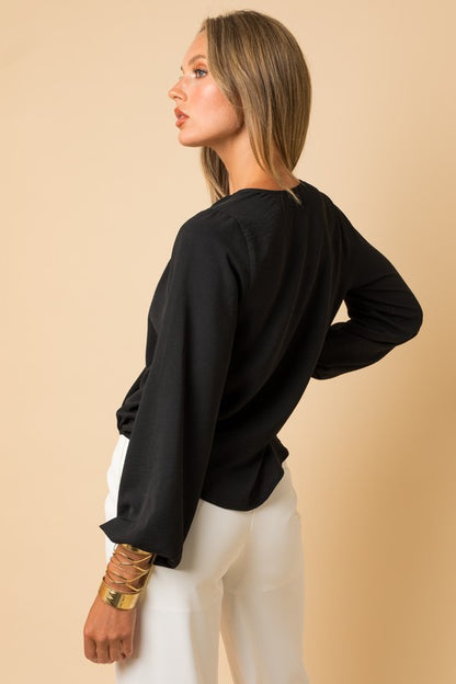 GILLI L/S Surplice Shoulder Shirring Top