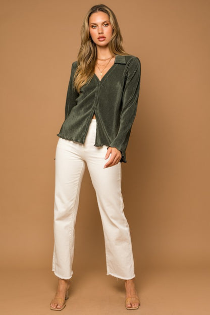 GILLI Plisse Lettuce Hem Blouse