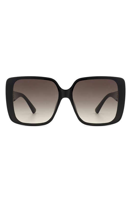 CRAMILO EYEWEAR Square Retro Fashion Flat Top Women Sunglasses