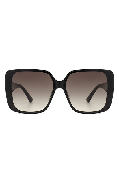 CRAMILO EYEWEAR Square Retro Fashion Flat Top Women Sunglasses