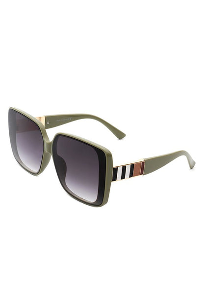 CRAMILO EYEWEAR Square Retro Fashion Flat Top Women Sunglasses