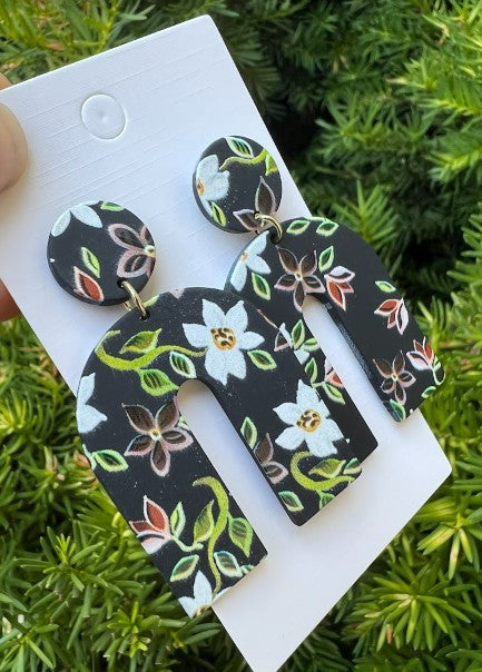 BAUBLES by B Black Floral Arch Acrylic Earrings