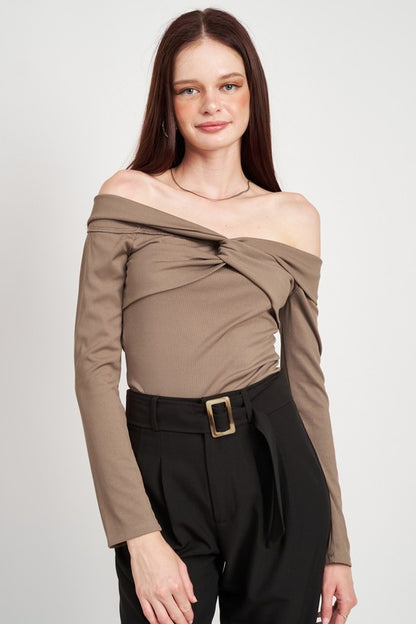 EMORY PARK Twisted Off-the-Shoulder Bodysuit