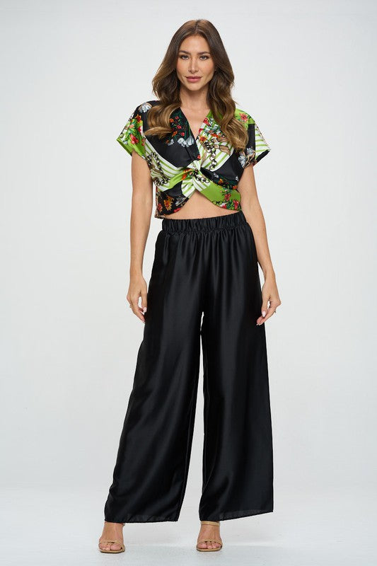 RENEE C. Print Satin Short Sleeve Top with Front Twist