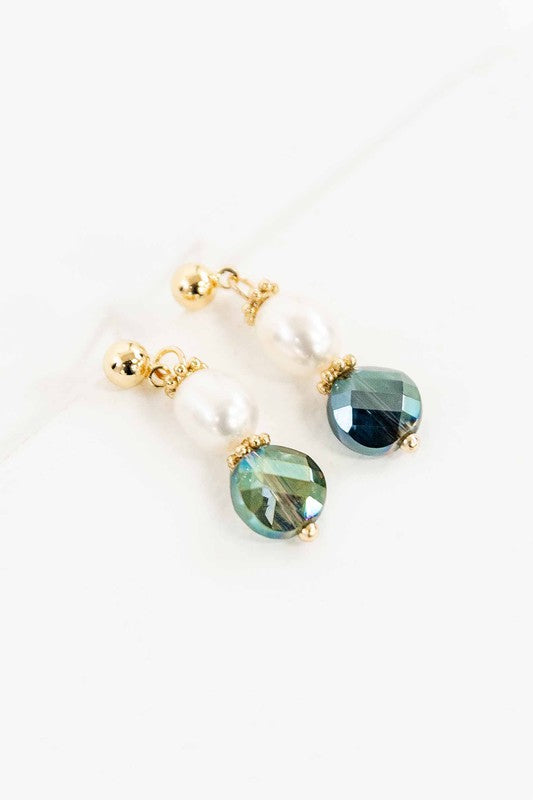 Zaina Pearl Earrings