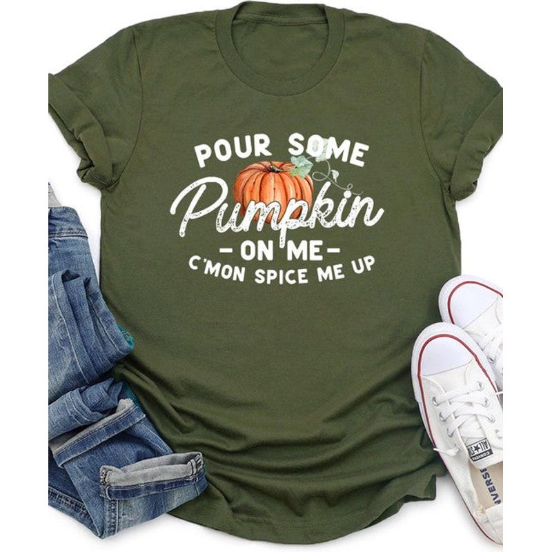 COLOR BEAR " C'mon Spice me up" Fall Humor Graphic T-shirt