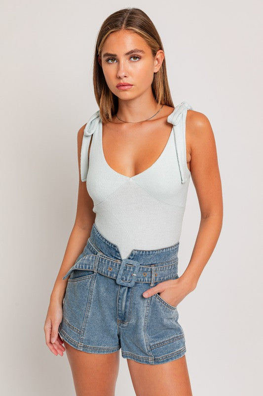 LE LIS Shoulder Strap Tie Bodysuit