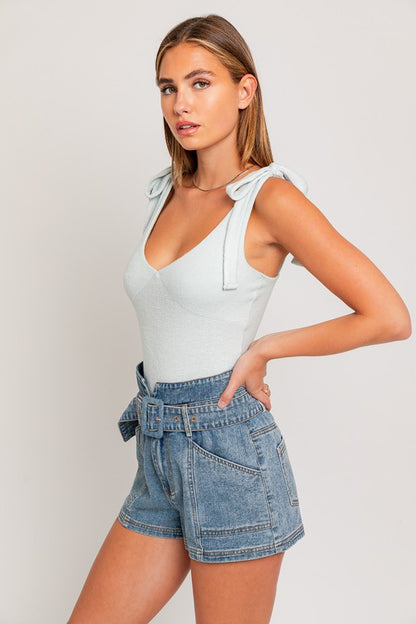 LE LIS Shoulder Strap Tie Bodysuit