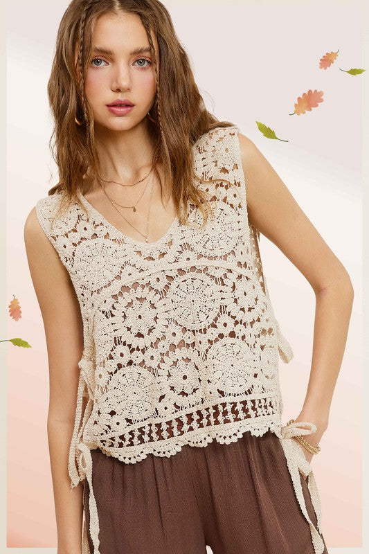 LA MIEL Self Side Tie Detailed Boho Crochet Vest Top