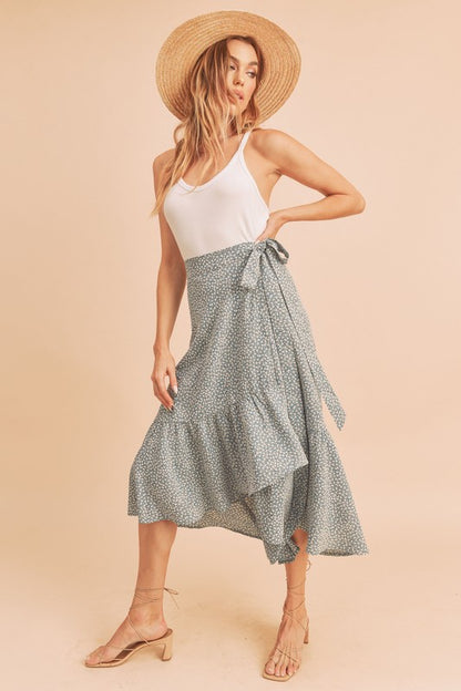 AEMI & Co. Flirty Printed Flare Cara Skirt