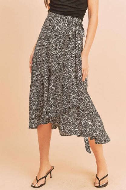 AEMI & Co. Flirty Printed Flare Cara Skirt