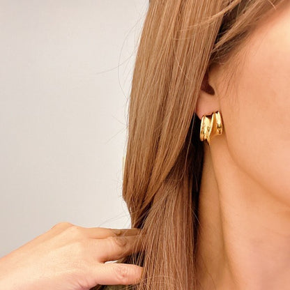 Kelly Golden Hoop Earrings