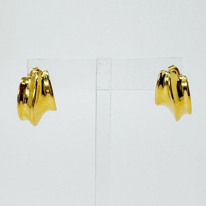 Kelly Golden Hoop Earrings