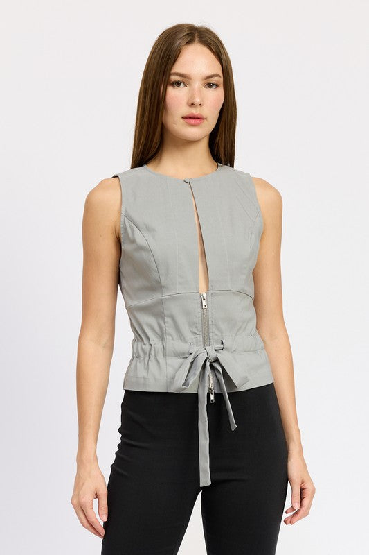 EMORY PARK Grey Sleeveless Top with Front Cutout