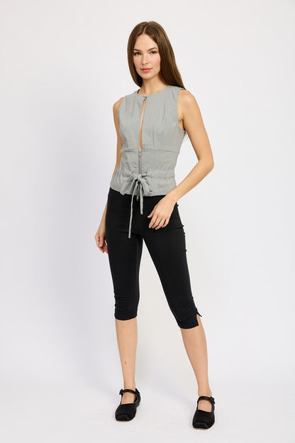 EMORY PARK Grey Sleeveless Top with Front Cutout