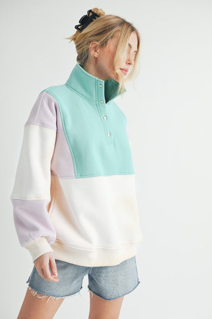 AEMI & Co Glo Color block Pullover Sweatshirt