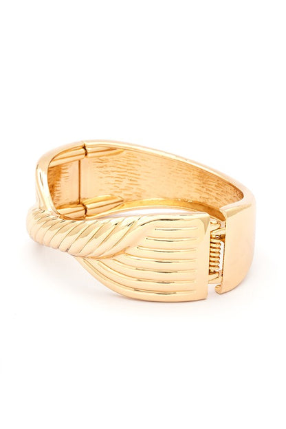 LA JEWELRY Twisted Designed Hinged Bangle