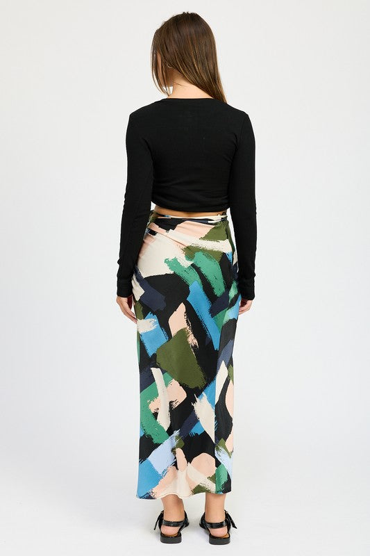 EMORY PARK Flirty Printed Side Ruched Midi Skirt