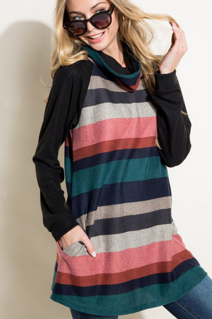 E LUNA Casual Turtle-neck Tunic Top