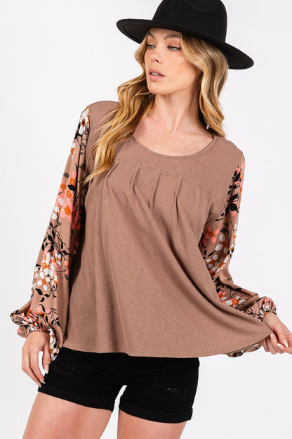 SAGE + FIG Brown Floral Long Sleeve Front Pleated Detail Blouse