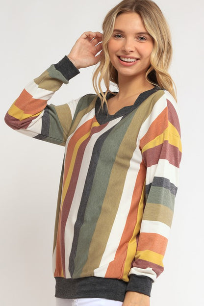 WIDE V NECK SWEATSHIRT