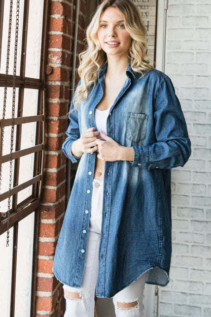 VEVERET Pocketed Button Up Washed Denim Cardigan