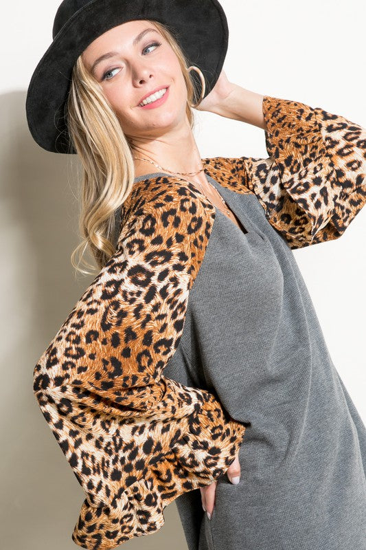 E LUNA Solid Top with Cheetah Print Sleeves