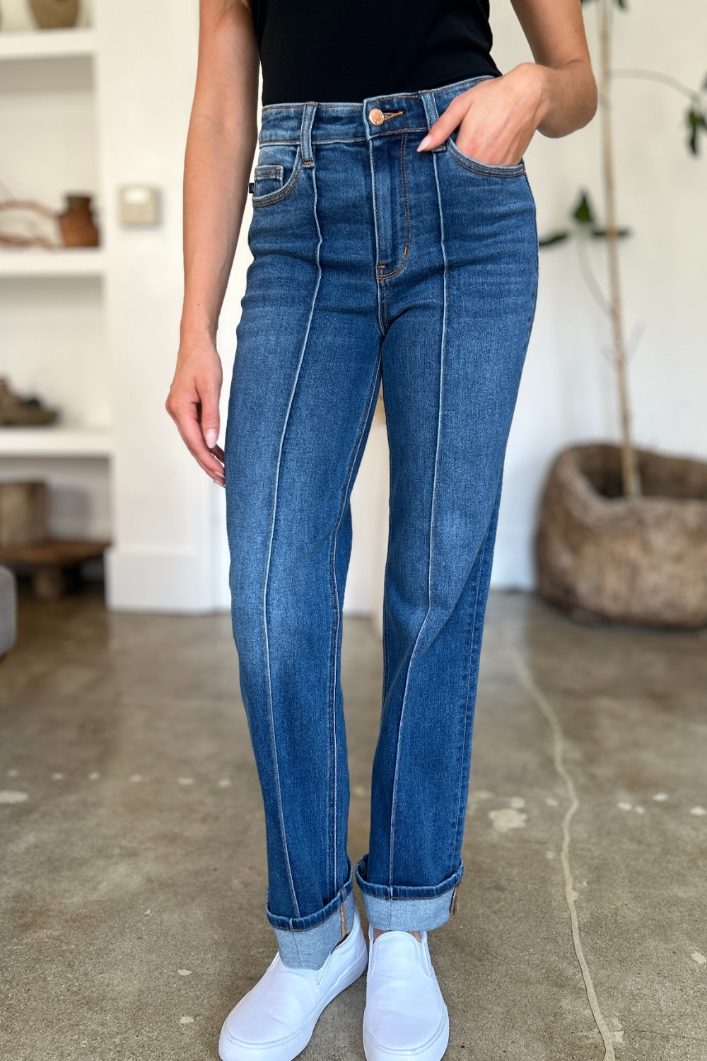 JUDY BLUE Full Size High Waist Front Seam Detail Straight Jeans