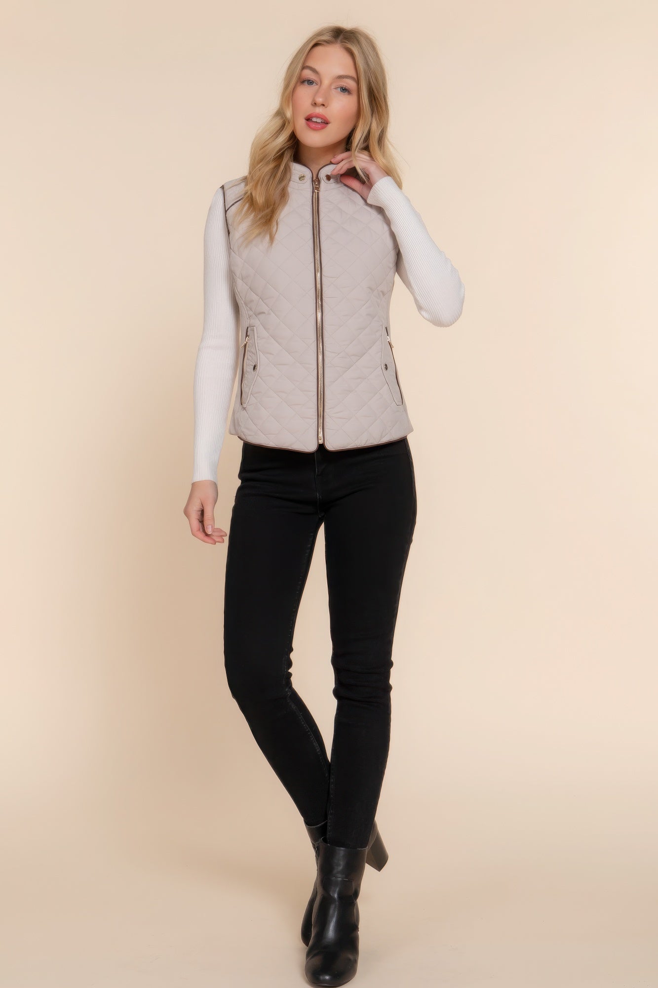 Suede Piping Quilted Padding Vest