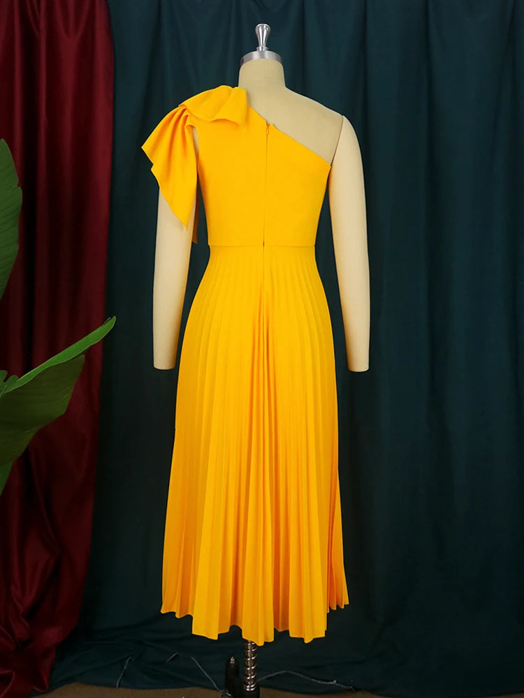 AOMEI Yellow Full-size One-Shoulder Pleated Cocktail Dress