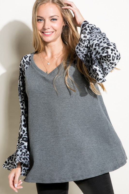 E LUNA Solid Top with Cheetah Print Sleeves