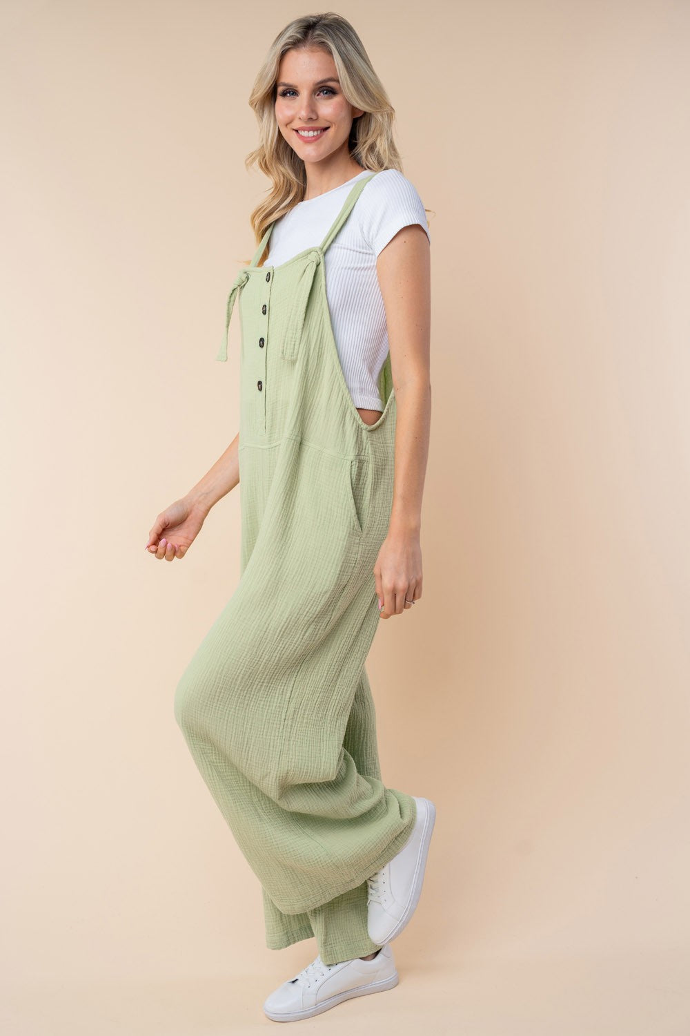 WHITE BIRCH Texture Sleeveless Wide Leg Jumpsuit