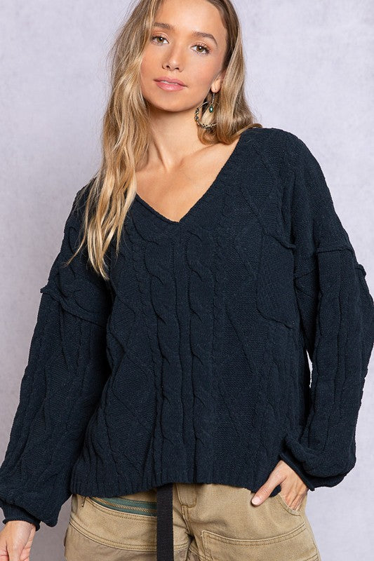 POL Dreamy Backless V-Neck Sweater with Chain Detail