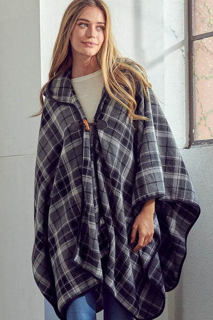 E LUNA Toggle Close Plaid Poncho