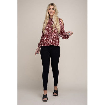 NUVI APPAREL Ditsy Floral Print  Split Sleeve Blouse