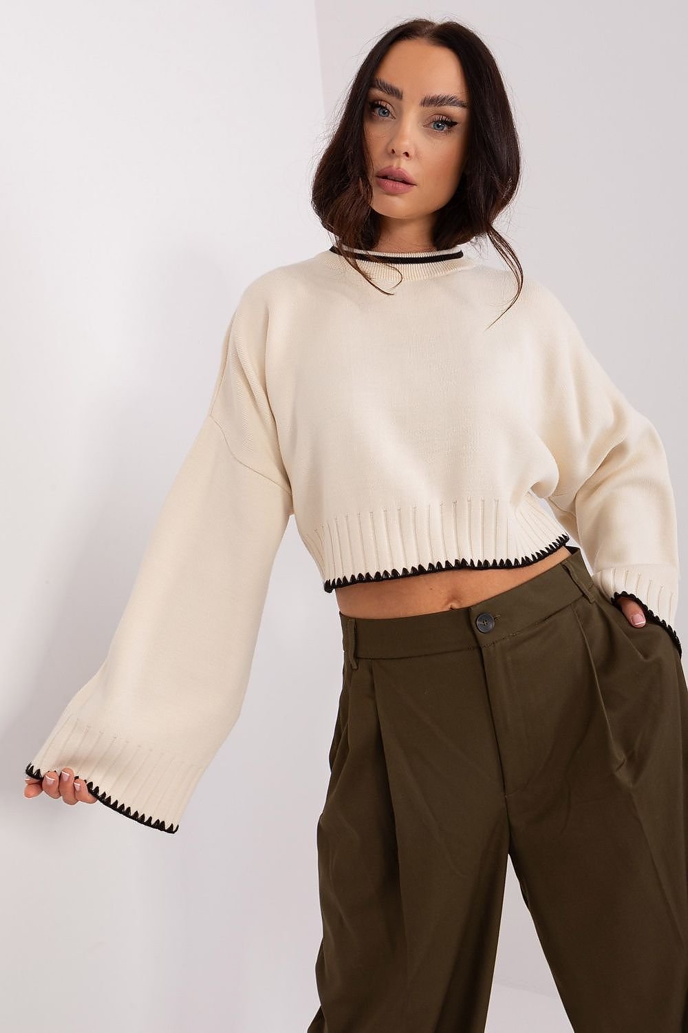 FACTOR PRICE Chic European Bell Sleeves Cropped Sweater- Jumper-model 187513