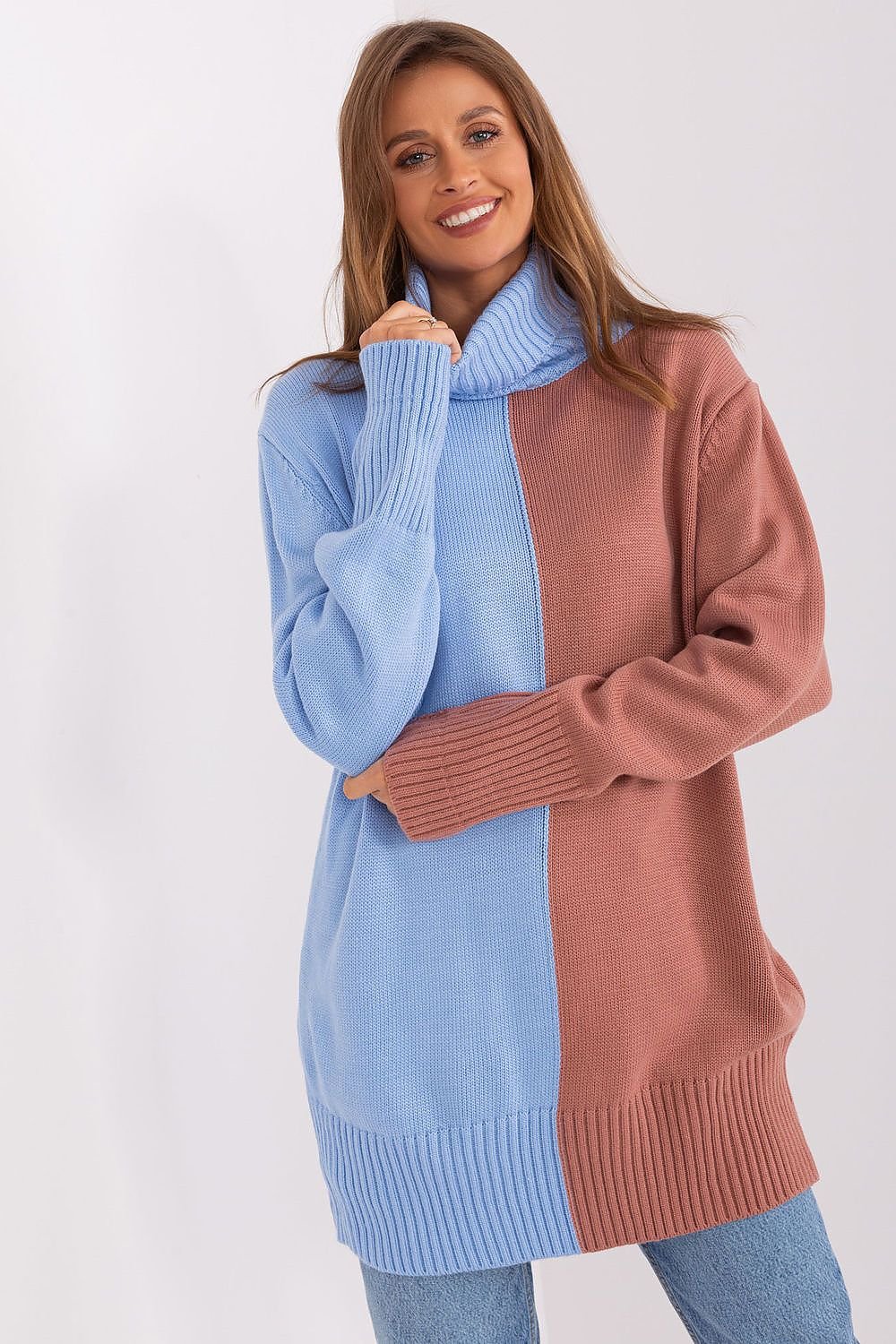 BADU European Long Two-tone Turtleneck Sweater-model 189332