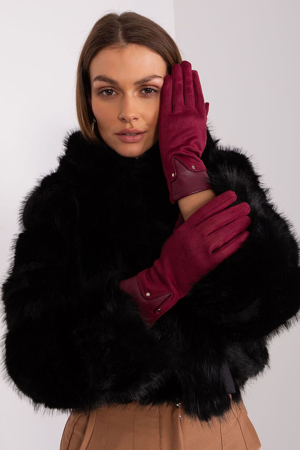 A.T.  Women's European Winter Gloves with Leather Detail