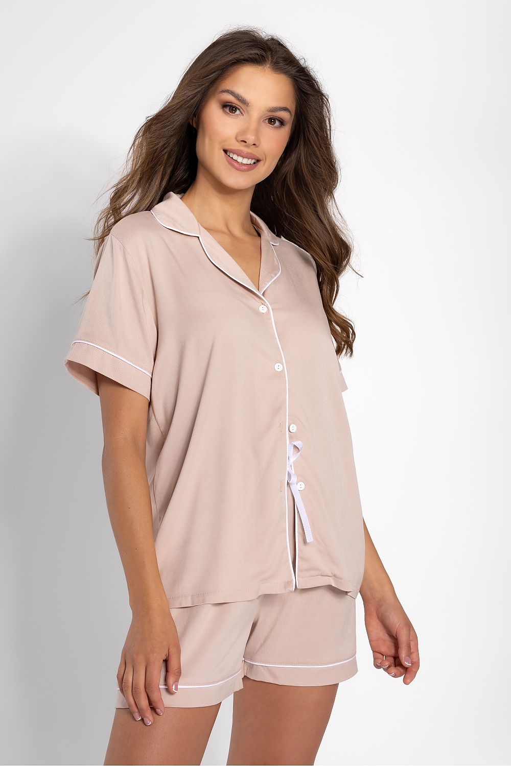 MOMENTI PER ME 2 Piece Luxurious European Button To & Shorts Pajama Set